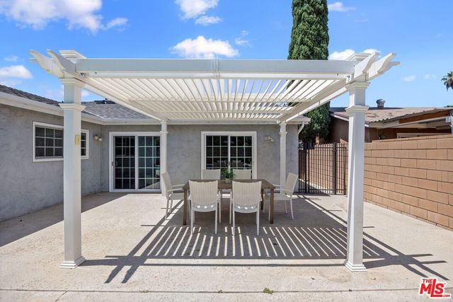 12622 Amboy Avenue, Sylmar, CA 91342