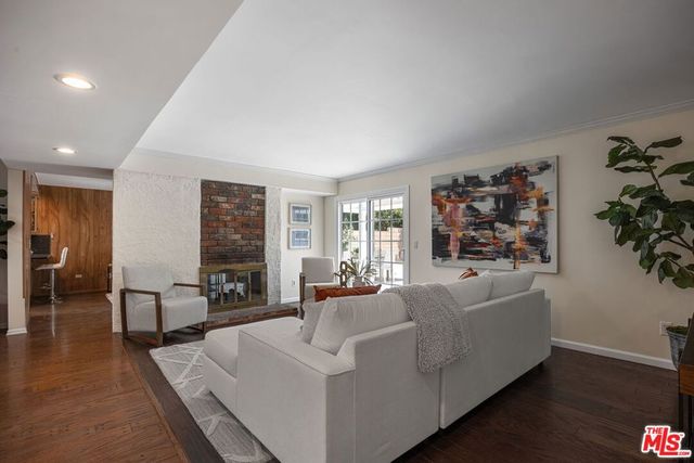 12622 Amboy Avenue, Sylmar, CA 91342