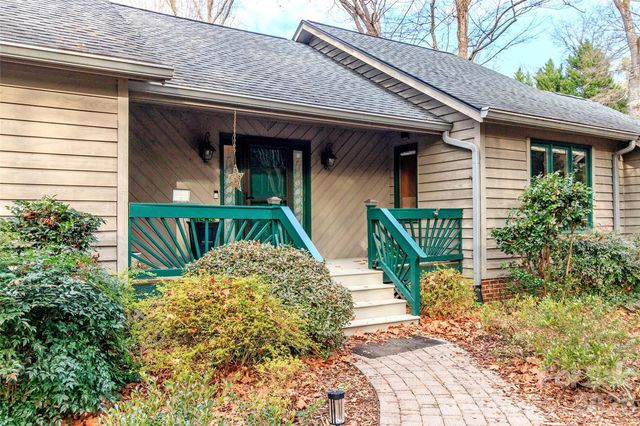 6111 Bittersweet Lane, Charlotte, NC 28270