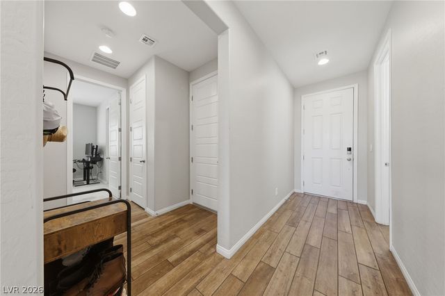 7547 Tinley Creek Avenue, Las Vegas, NV 89113