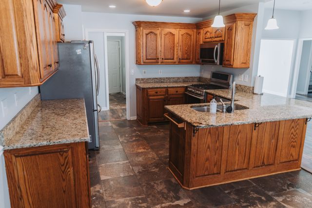 2009 Bethel Ln, Ashland City, TN 37015