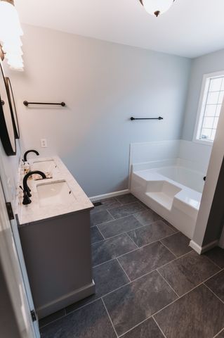 2009 Bethel Ln, Ashland City, TN 37015