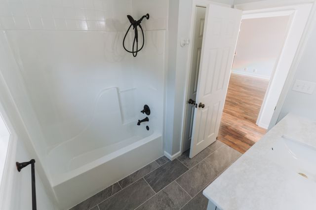 2009 Bethel Ln, Ashland City, TN 37015