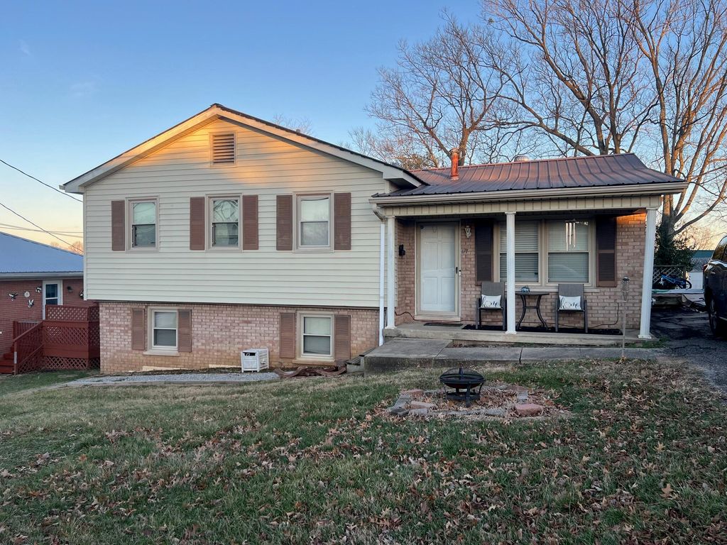 117 Castle Heights Drive, Harrodsburg, KY 40330