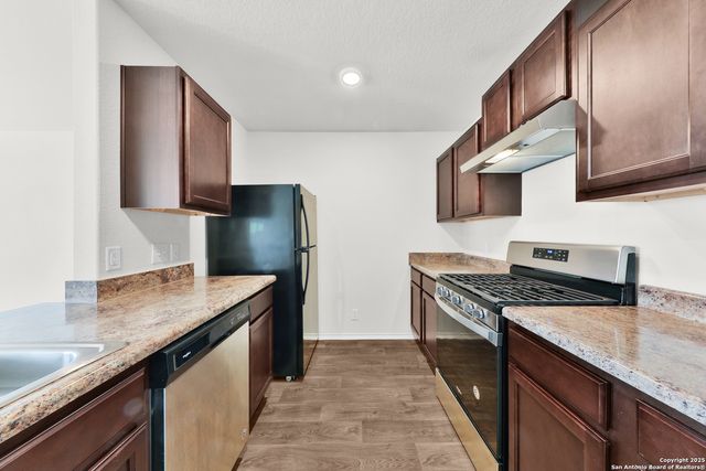 104 Black Scoter, San Antonio, TX 78253