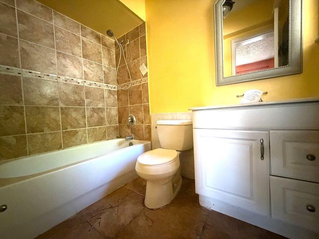 7101 NW 68th Street, Tamarac, FL 33321