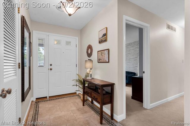 3988 Far Hill Drive, Bloomfield Hills, MI 48304
