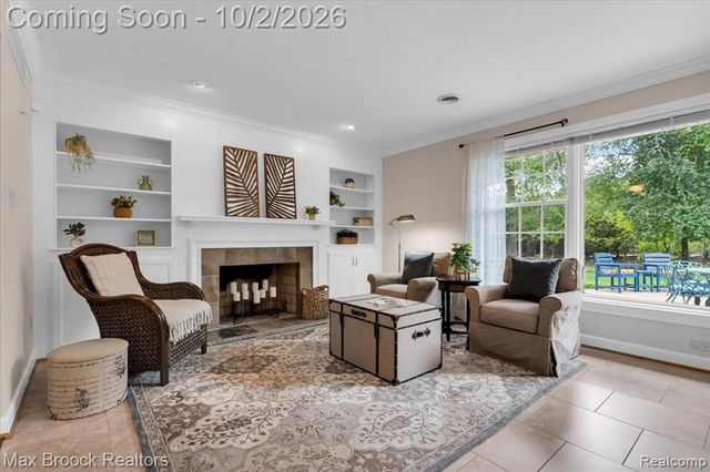3988 Far Hill Drive, Bloomfield Hills, MI 48304