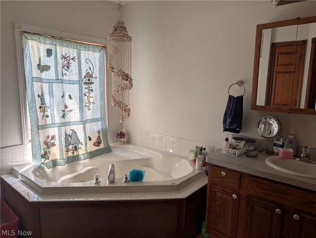 25485 Clark Road, Wellington, OH 44090