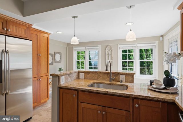 4900 GREENWAY DR, Bethesda, MD 20816