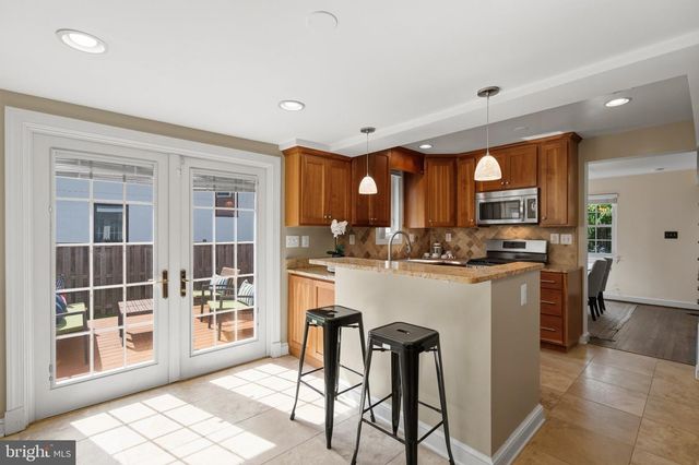 4900 GREENWAY DR, Bethesda, MD 20816