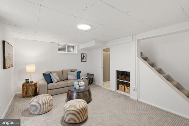 4900 GREENWAY DR, Bethesda, MD 20816