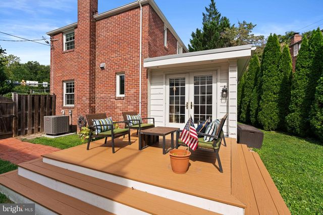 4900 GREENWAY DR, Bethesda, MD 20816