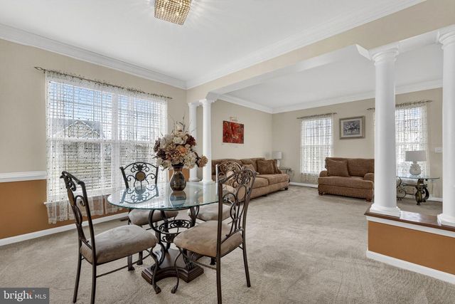 10 WALKER CT, Charles Town, WV 25414