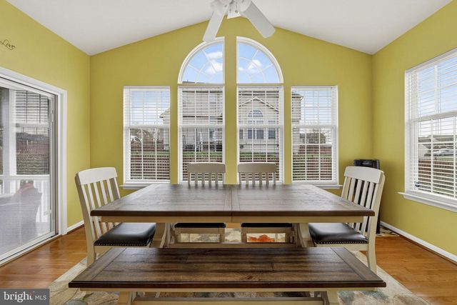 10 WALKER CT, Charles Town, WV 25414