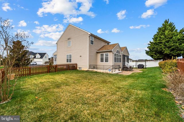 10 WALKER CT, Charles Town, WV 25414