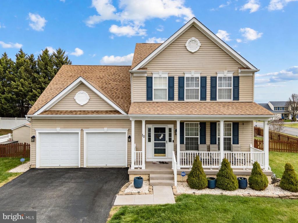 10 WALKER CT, Charles Town, WV 25414