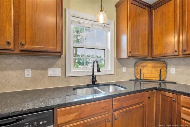 115 Withers Lane, Raeford, NC 28376