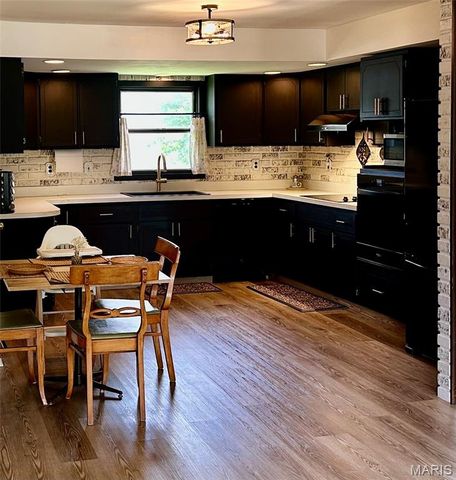4037 Mount Olive Street, Unincorporated, MO 63125