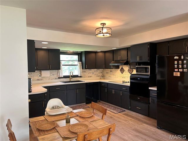4037 Mount Olive Street, Unincorporated, MO 63125