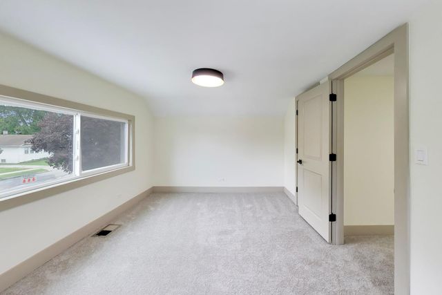 1416 S 17th Avenue, Maywood, IL 60153