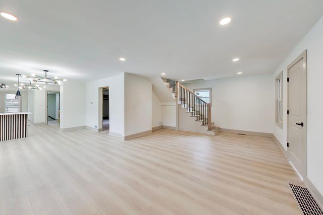 1416 S 17th Avenue, Maywood, IL 60153