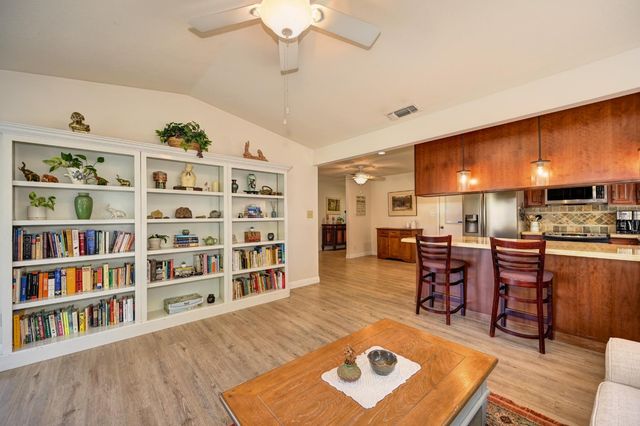 2963 Royal Park Ct, Cameron Park, CA 95682