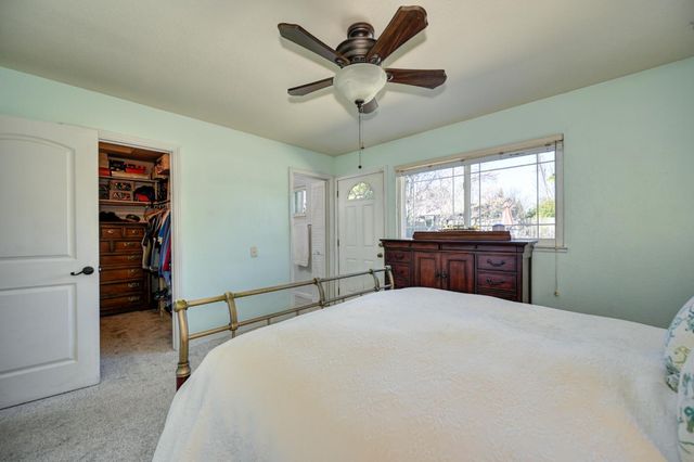 2963 Royal Park Ct, Cameron Park, CA 95682