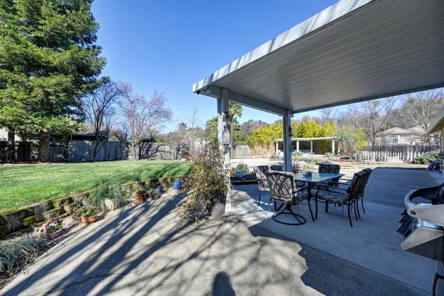 2963 Royal Park Ct, Cameron Park, CA 95682