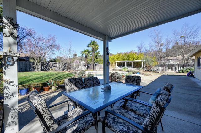 2963 Royal Park Ct, Cameron Park, CA 95682