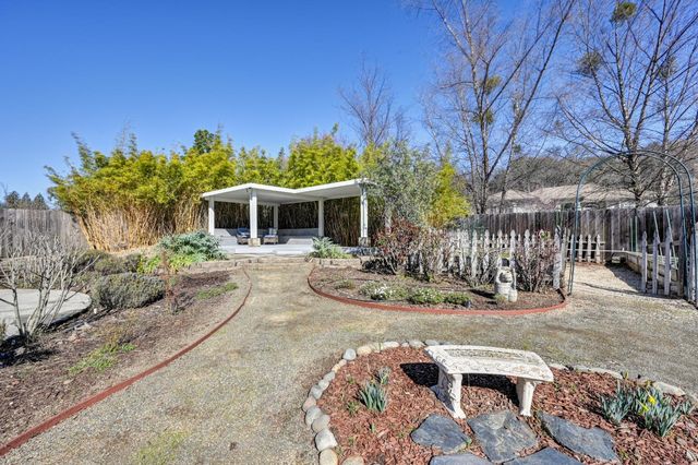 2963 Royal Park Ct, Cameron Park, CA 95682