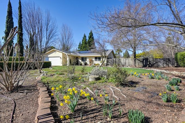 2963 Royal Park Ct, Cameron Park, CA 95682