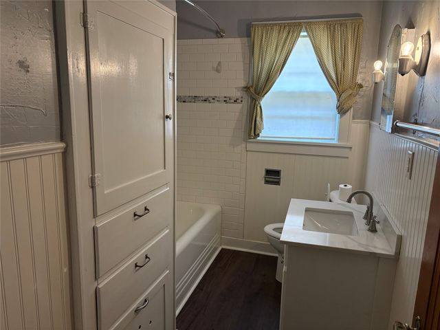 828 W Gandy Street, Denison, TX 75020
