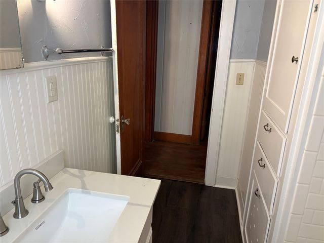 828 W Gandy Street, Denison, TX 75020