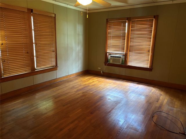 828 W Gandy Street, Denison, TX 75020