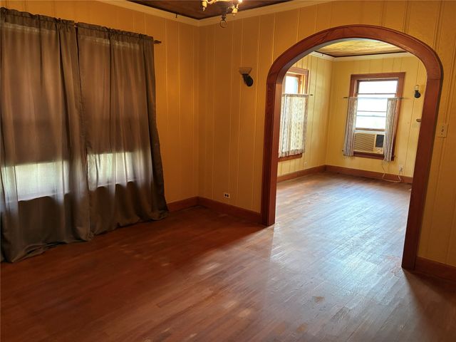 828 W Gandy Street, Denison, TX 75020