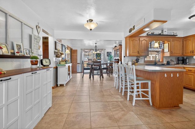 2112 S ONEIDA STREET, Green Bay, WI 54304