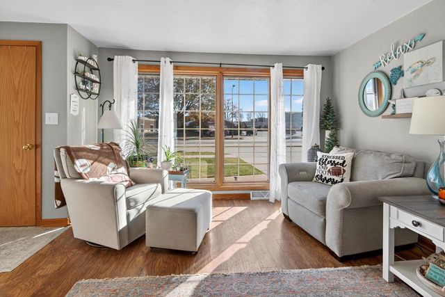 2112 S ONEIDA STREET, Green Bay, WI 54304