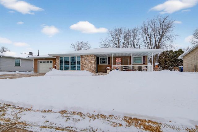 2112 S ONEIDA STREET, Green Bay, WI 54304