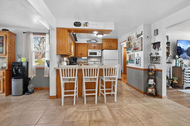 2112 S ONEIDA STREET, Green Bay, WI 54304