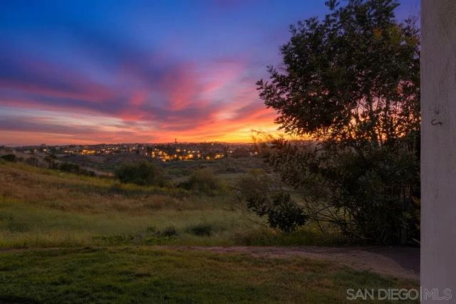32024 Del Cielo Oeste 19, Bonsall, CA 92003