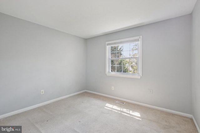5427 SAFE HARBOR CT, Fairfax, VA 22032