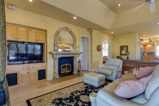 13320 Oakstream Rd, Plymouth, CA 95669