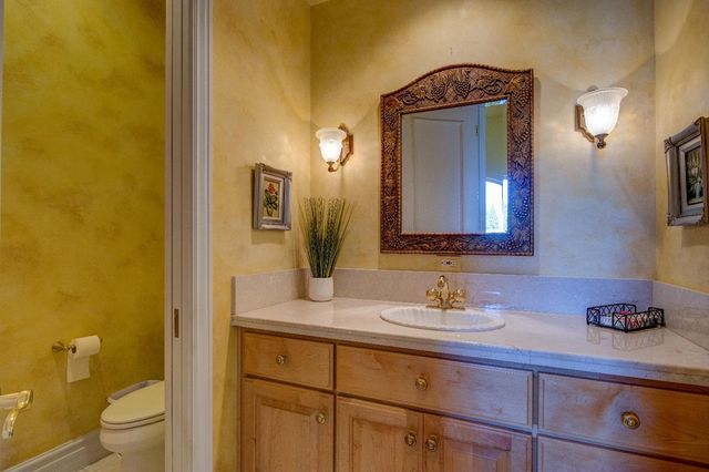 13320 Oakstream Rd, Plymouth, CA 95669