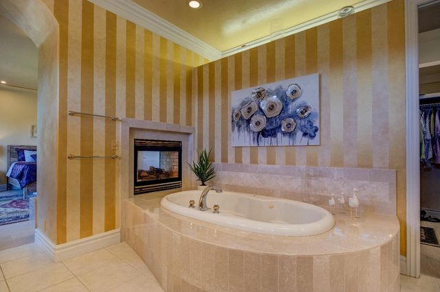 13320 Oakstream Rd, Plymouth, CA 95669