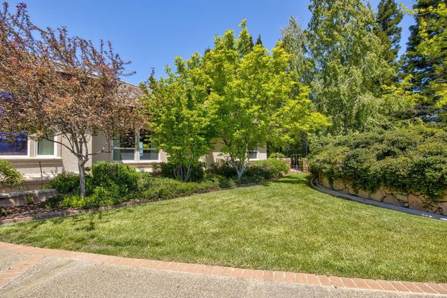 13320 Oakstream Rd, Plymouth, CA 95669