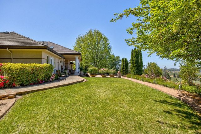 13320 Oakstream Rd, Plymouth, CA 95669