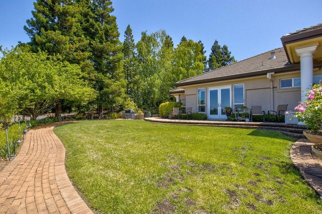 13320 Oakstream Rd, Plymouth, CA 95669