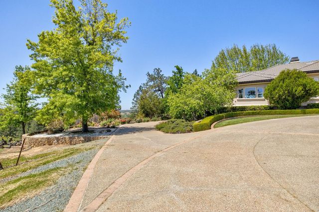 13320 Oakstream Rd, Plymouth, CA 95669