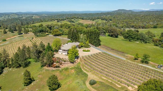 13320 Oakstream Rd, Plymouth, CA 95669
